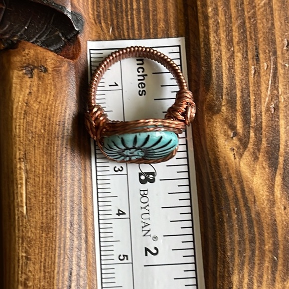 Uranium Czech Glass Nautilus coper wrapped ring💚 - Picture 5 of 12